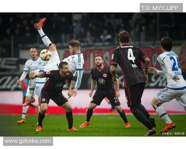 德甲卫冕冠军备战再度冲击冠军,风采不减势头势如破竹