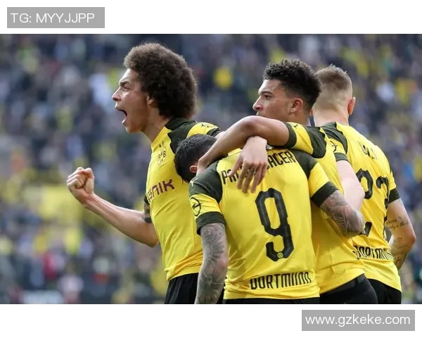 多特蒙德2-0完胜沃尔夫斯堡季后赛前景看好