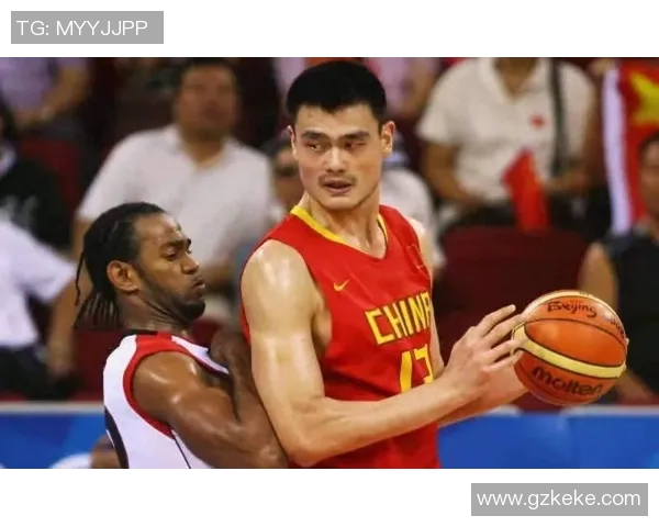 姚明宣布将投资开设篮球青训基地，致力培养中国未来篮球明星